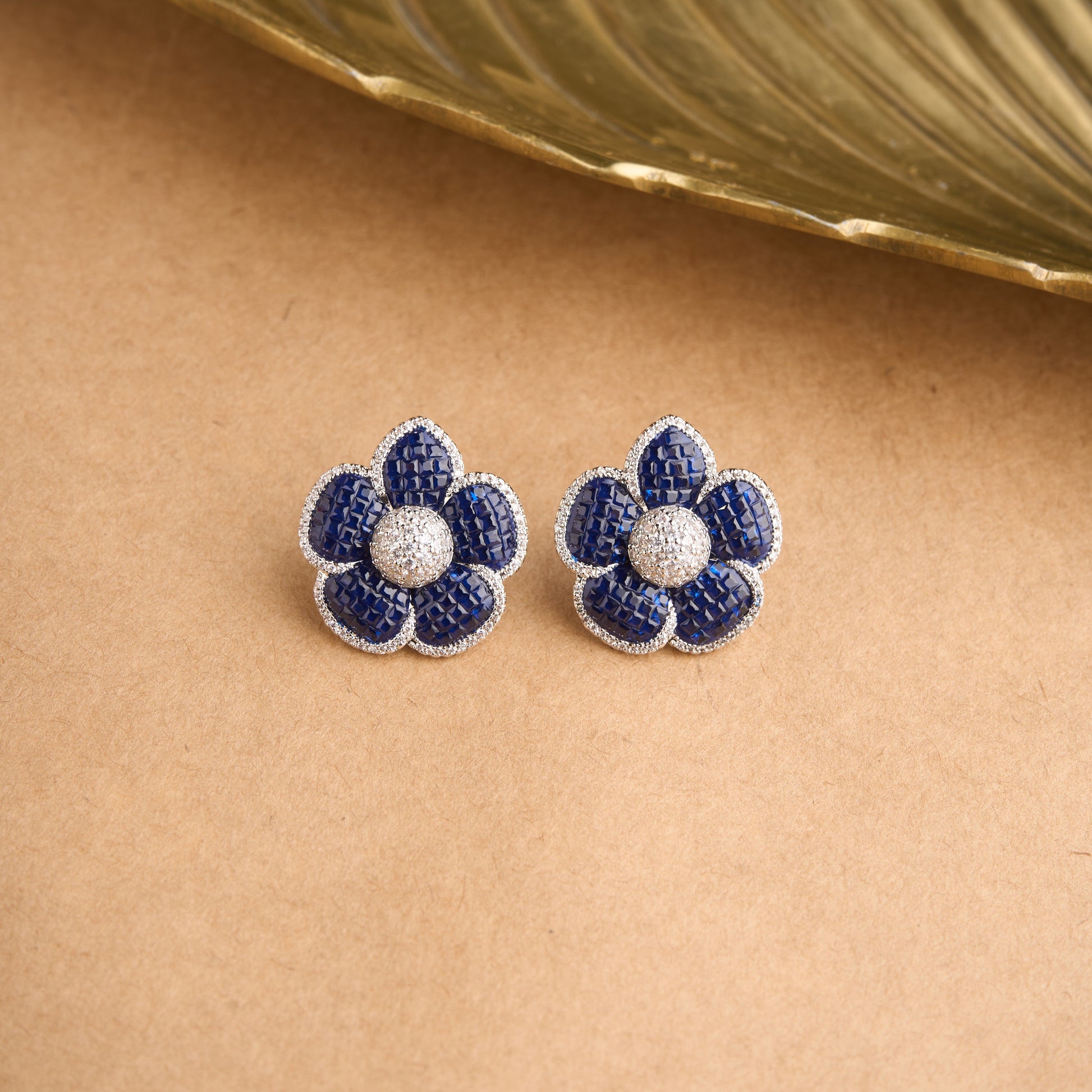 Mikaa Earrings Mozaati