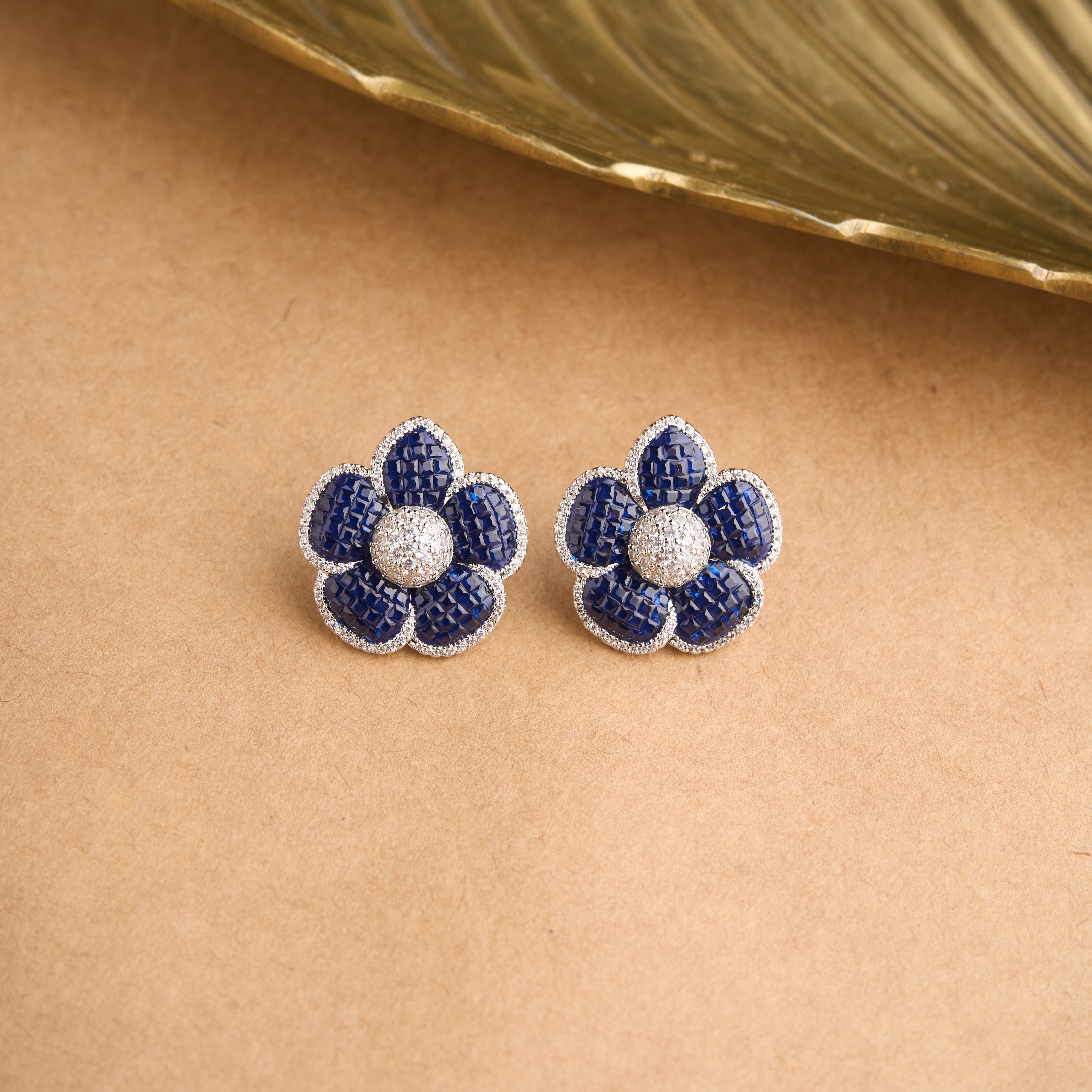 Mikaa Earrings Mozaati