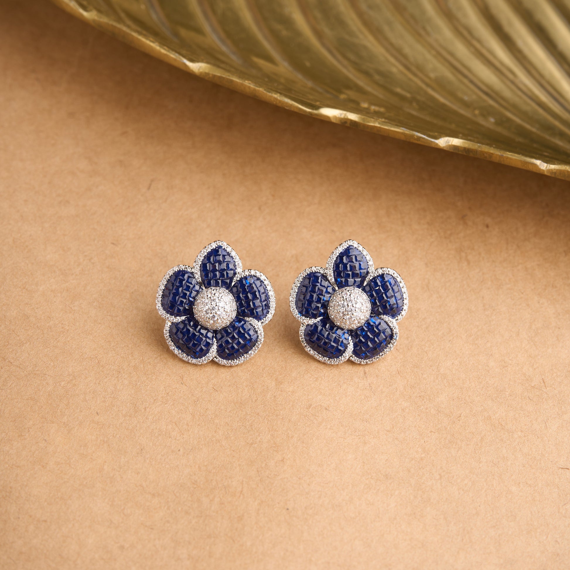 Mikaa Earrings Mozaati