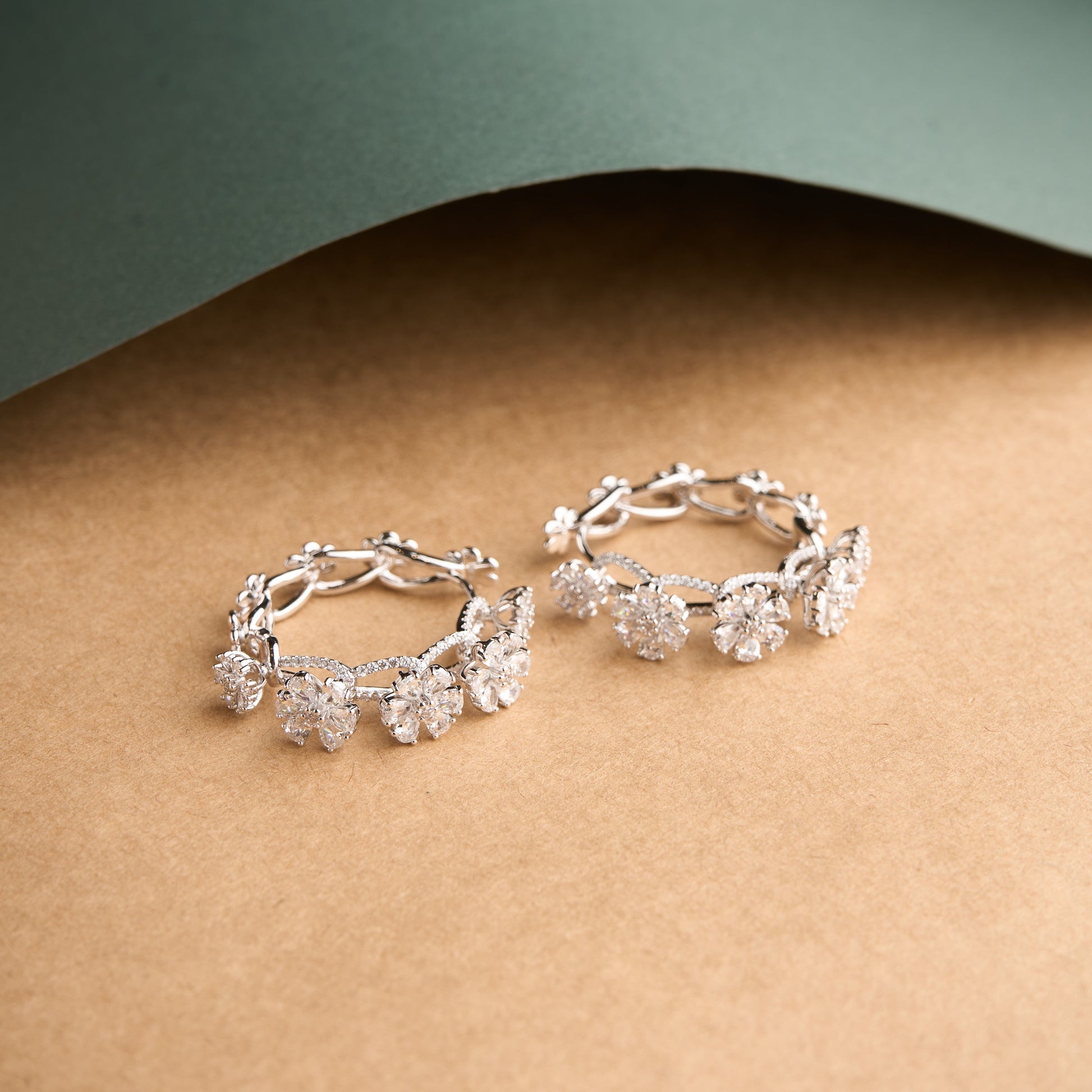 Anemone Hoops Earrings Mozaati