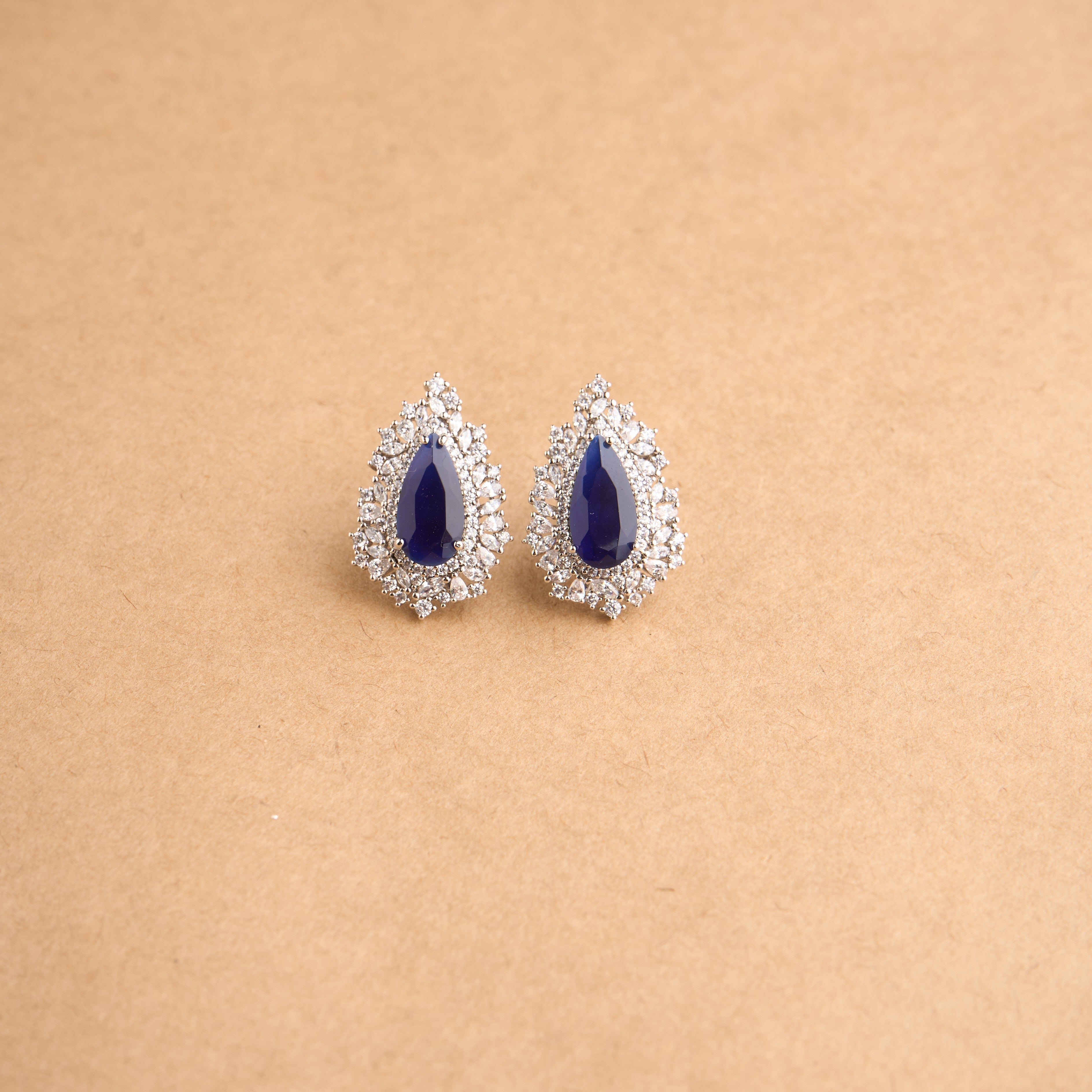 Nirvigh Earrings Mozaati