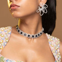 Load image into Gallery viewer, Aadhya Necklace
