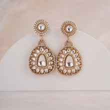 Load image into Gallery viewer, Aarohi Earrings

