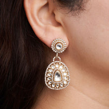 Load image into Gallery viewer, Aarohi Earrings
