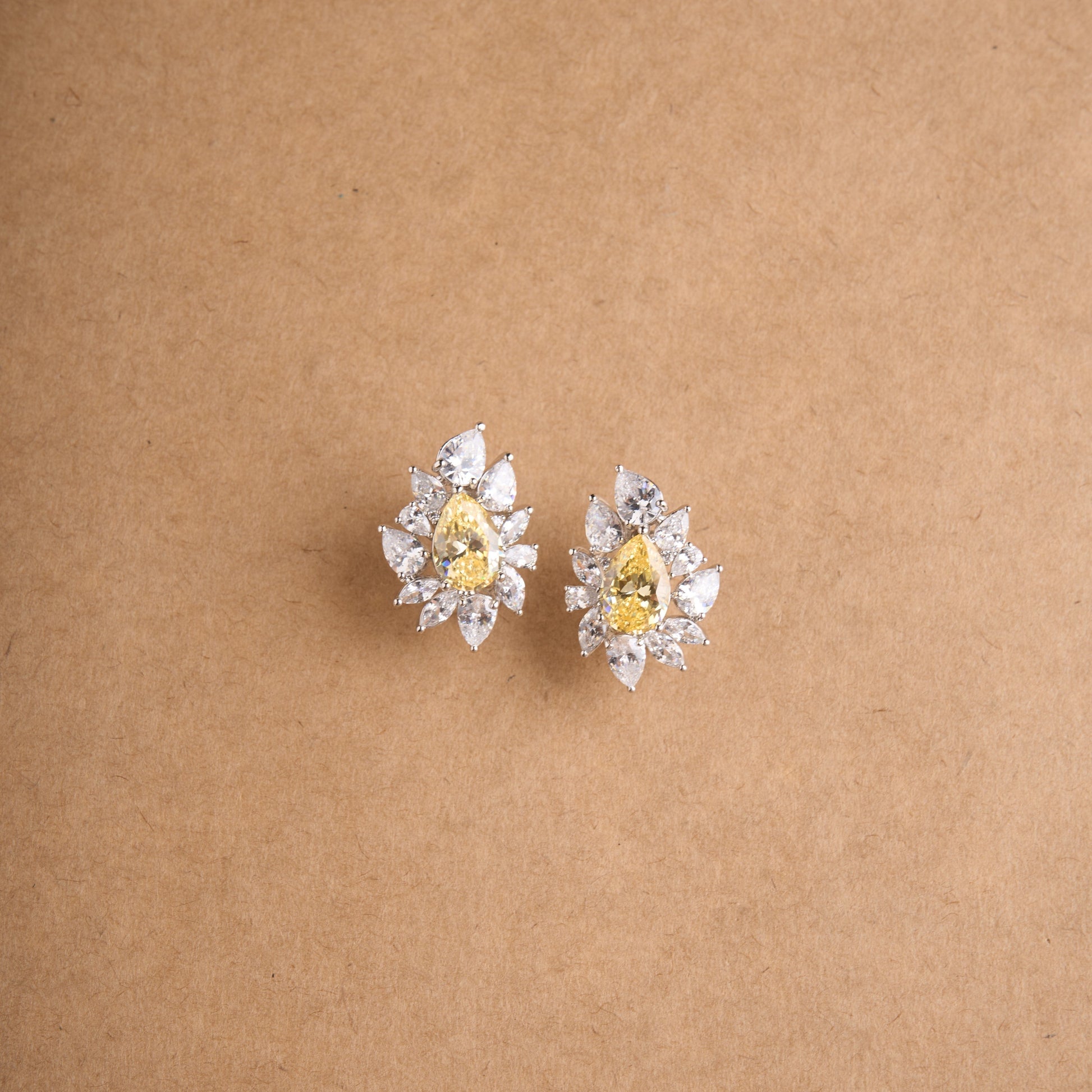 Aghna Earrings Mozaati