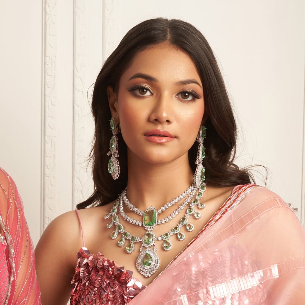 Arpi Necklace Set
