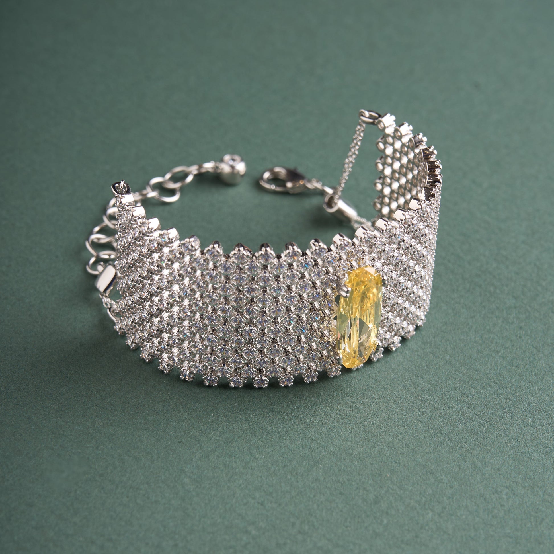 Arunika Bracelet Mozaati