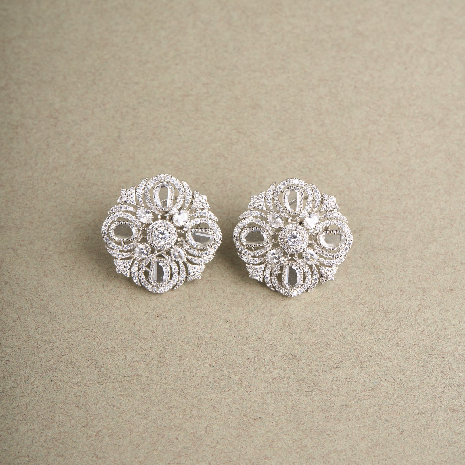 Ashmita Earrings Mozaati