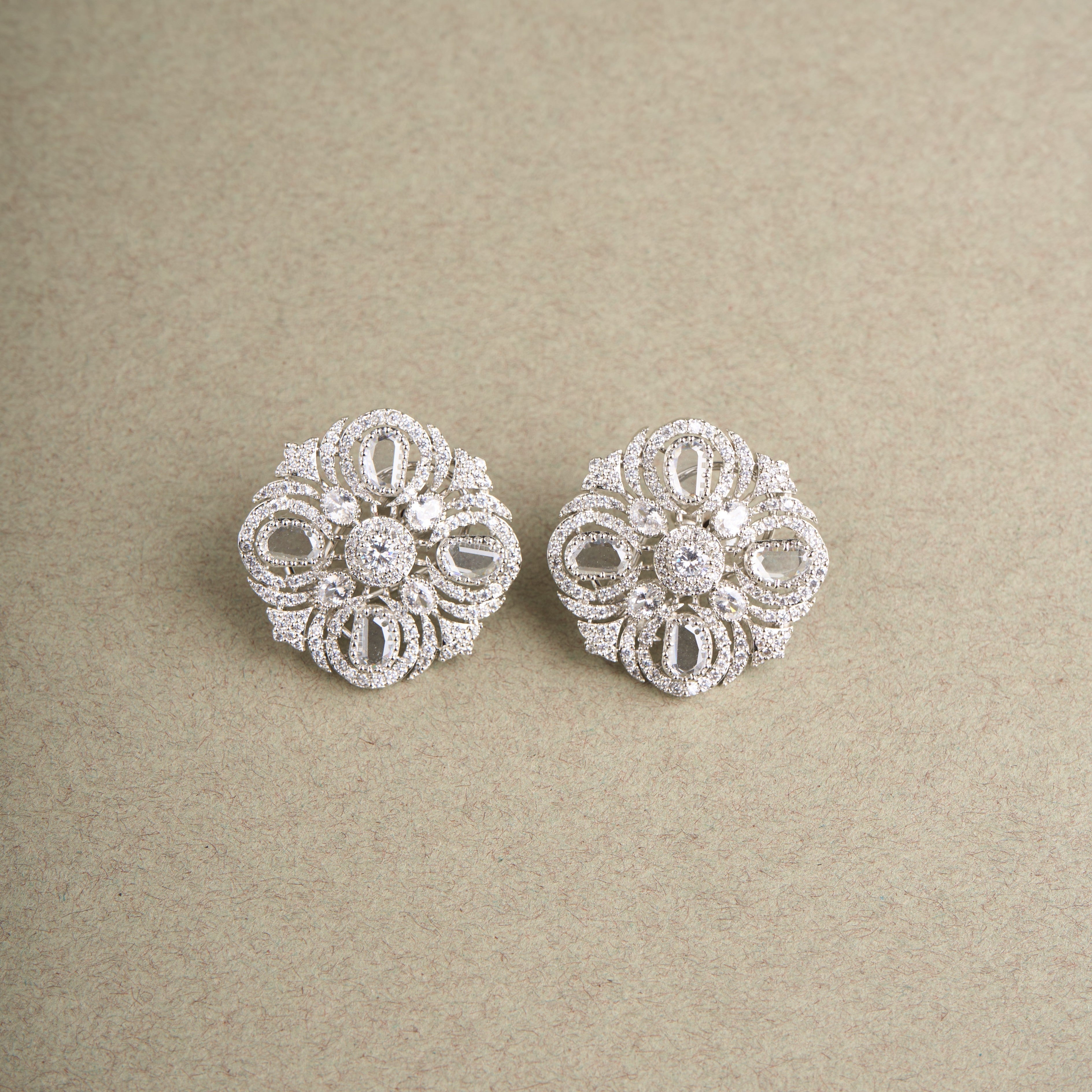 Ashmita Earrings Mozaati