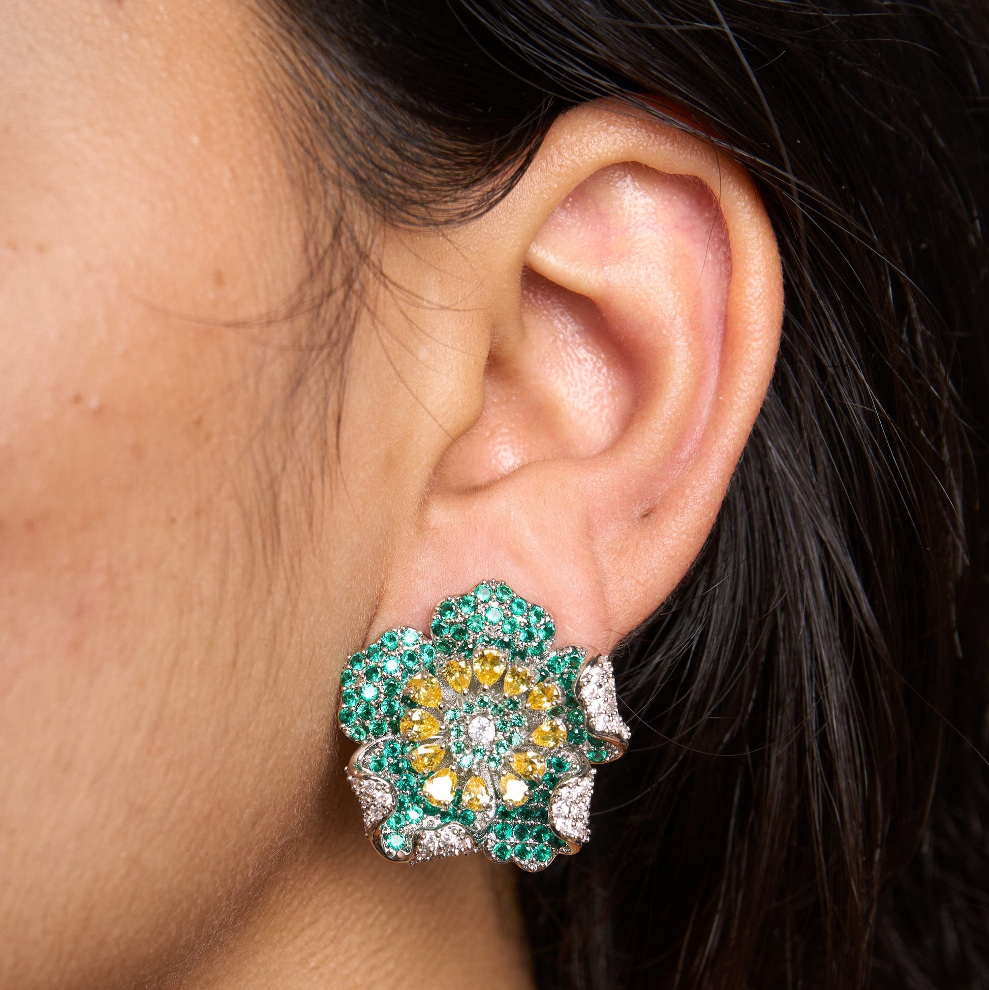 Avaia  Earrings Mozaati