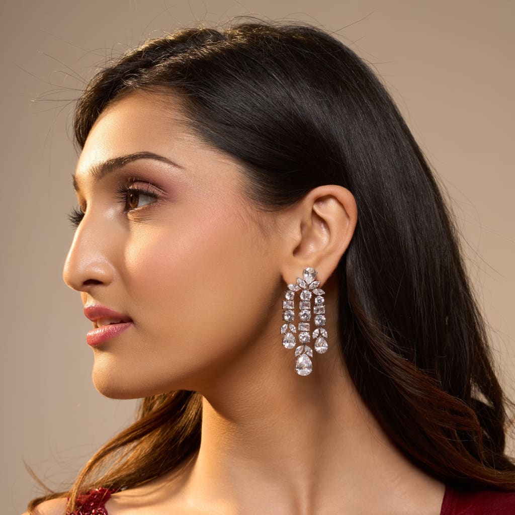 Avere Earrings