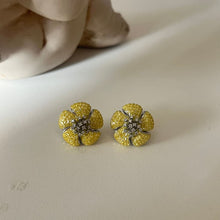 Load image into Gallery viewer, Azami Earrings - Yellow
