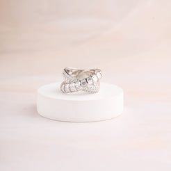 Baguette Cross Ring Mozaati