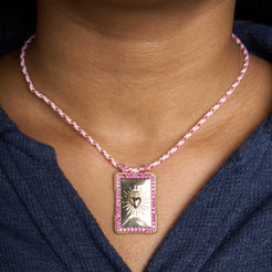 Big Tag Thread Pendant Mozaati