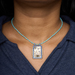 Big Tag Thread Pendant Mozaati