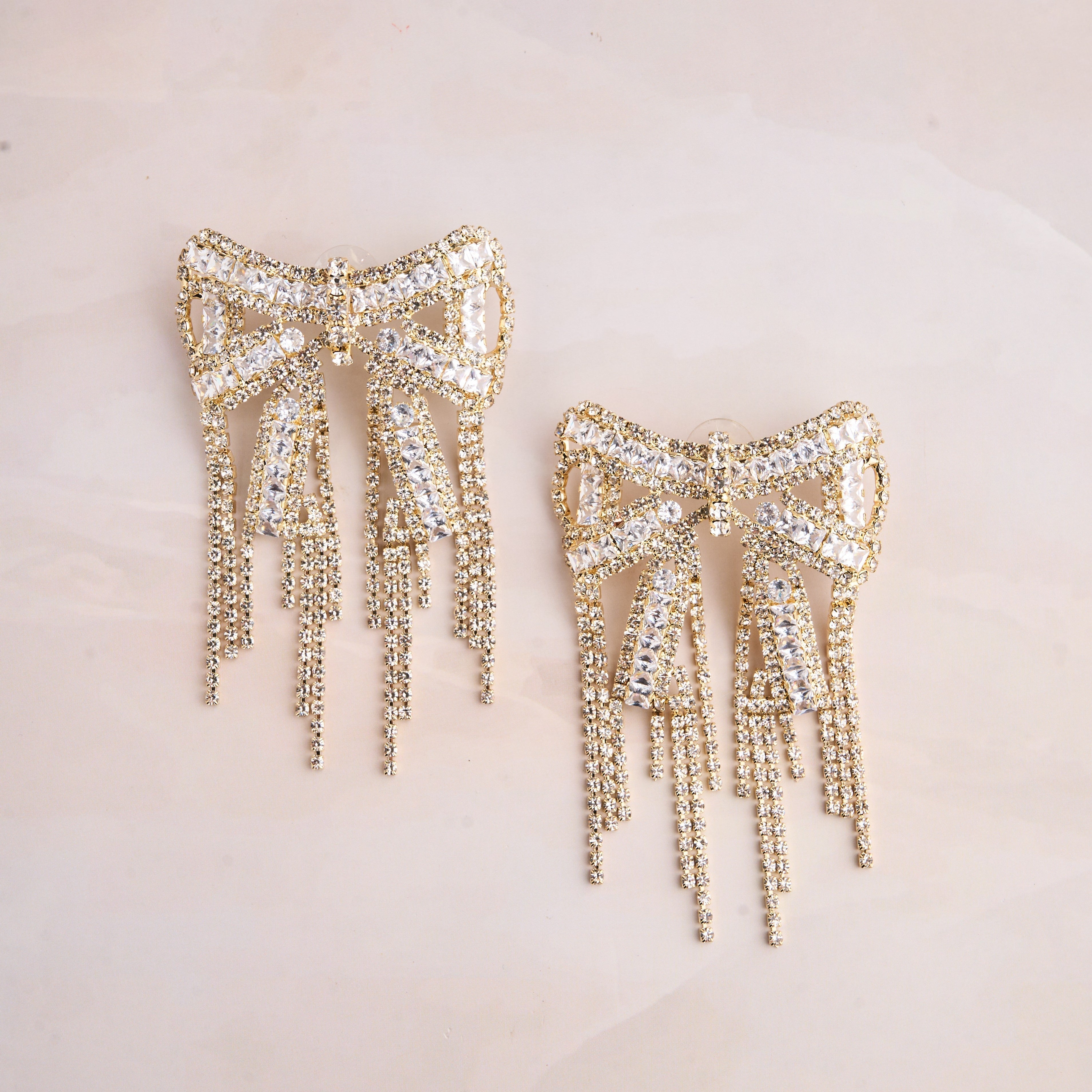 Bow Line Rhine Earrings Mozaati