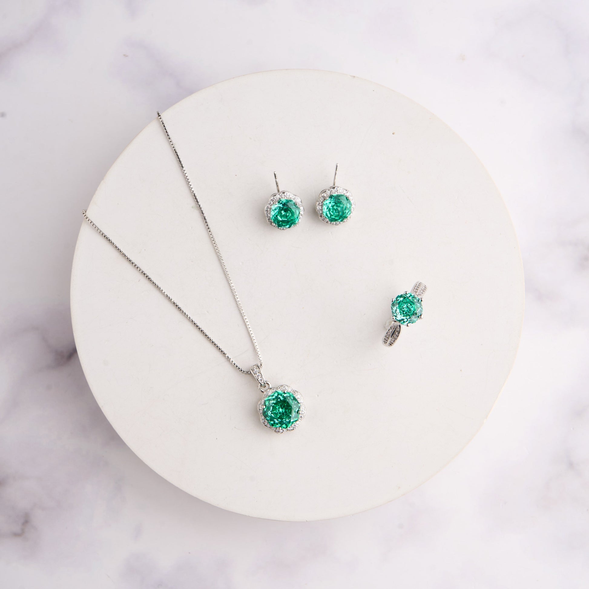 Calvin Pendant Set Mozaati