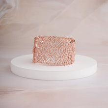 Load image into Gallery viewer, Circe Bracelet - Rose
