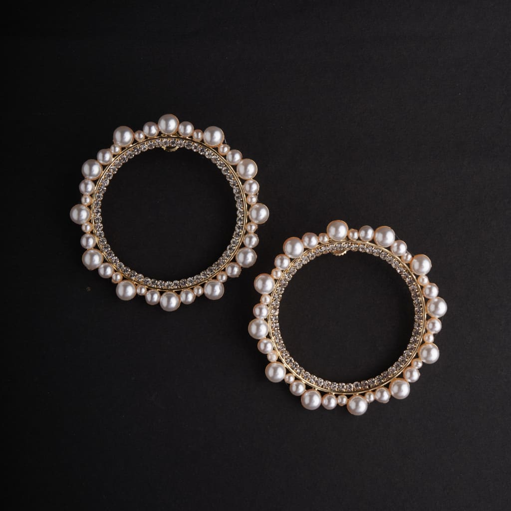 Circle Rhinestone Earrings - Gold