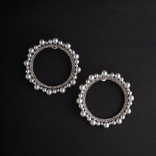 Load image into Gallery viewer, Circle Rhinestone Earrings - Silver

