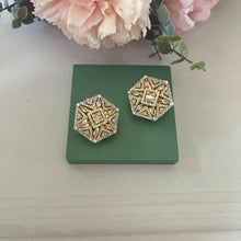 Load image into Gallery viewer, Cora Earrings
