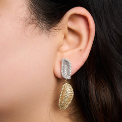 Curve Gold Earrings Mozaati
