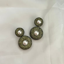 Load image into Gallery viewer, Daphne Earrings - Light Green
