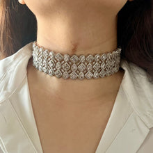 Load image into Gallery viewer, Devina Necklace
