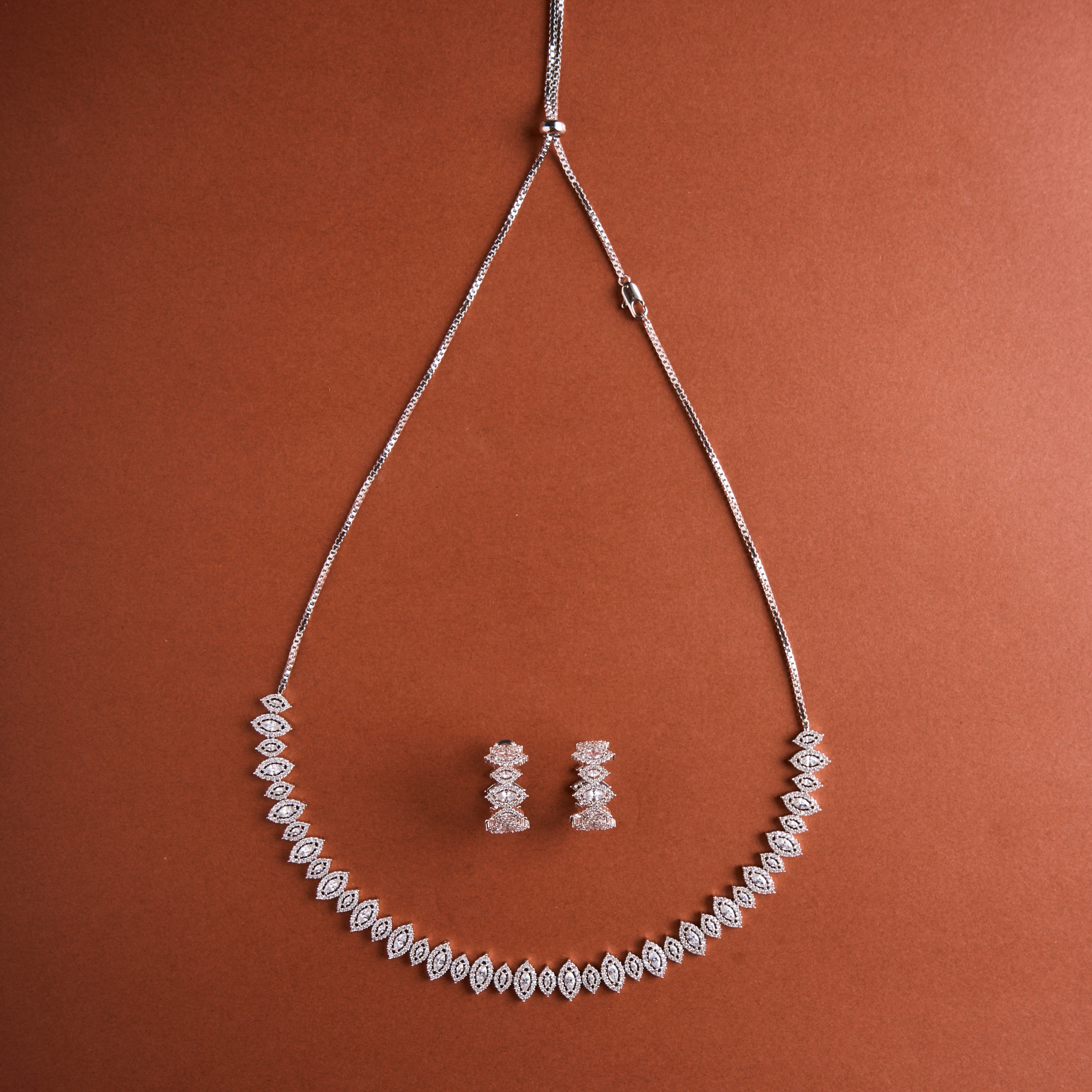 Dhruvika Necklace Set Mozaati