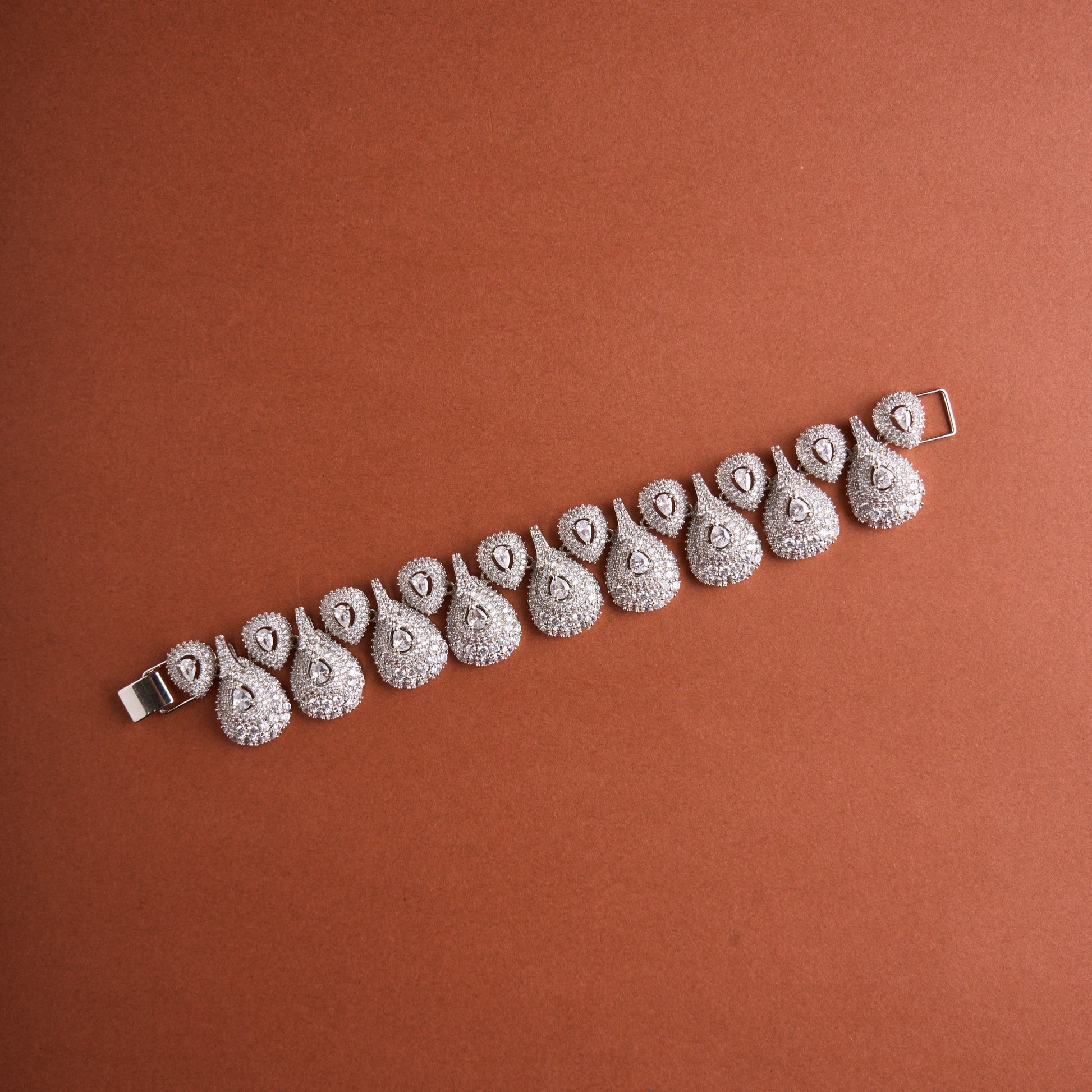 Dual Pear Bracelet Mozaati