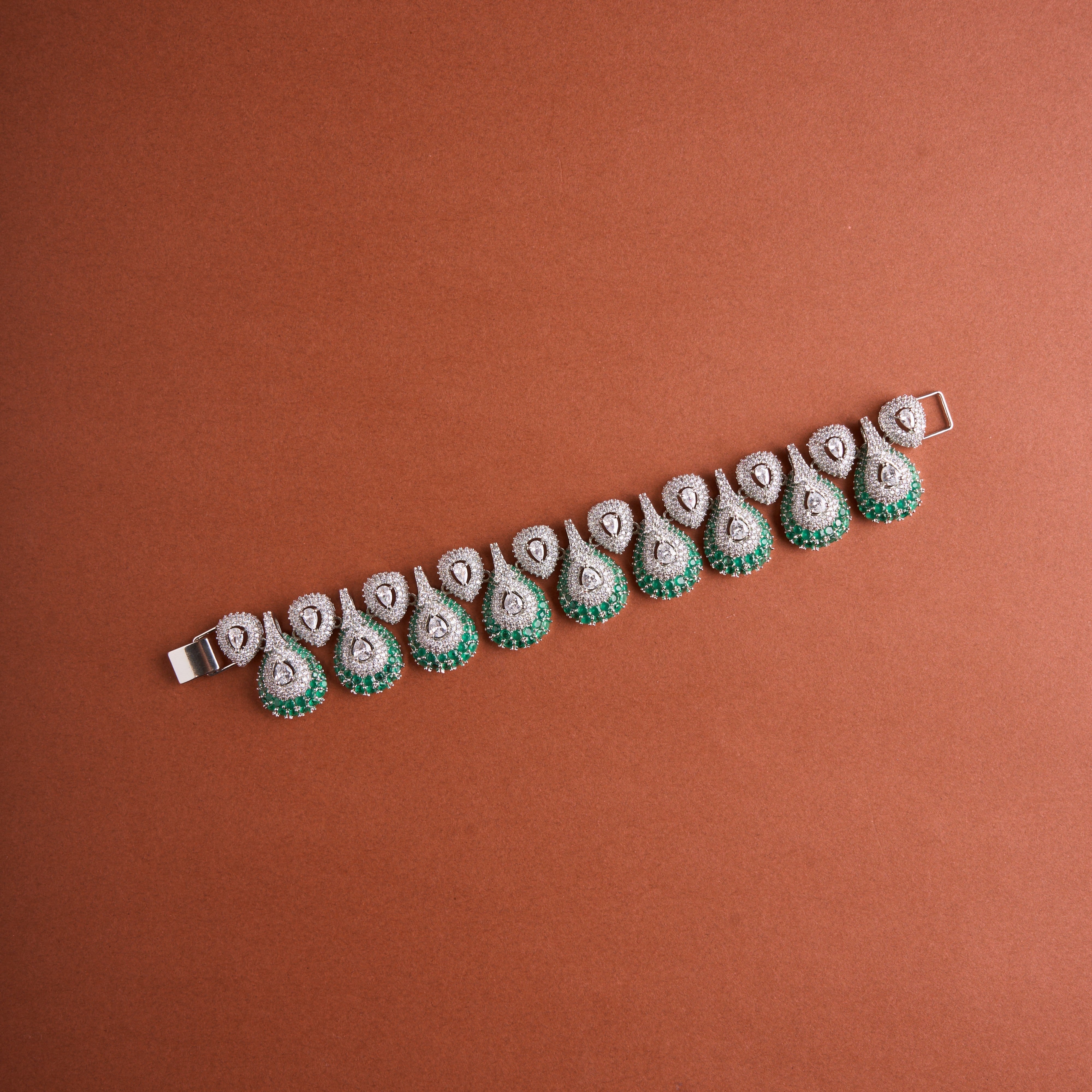 Dual Pear Bracelet Mozaati