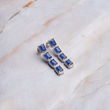 Load image into Gallery viewer, Emerald Cut Choker
