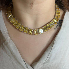 Load image into Gallery viewer, Emerie Necklace Set
