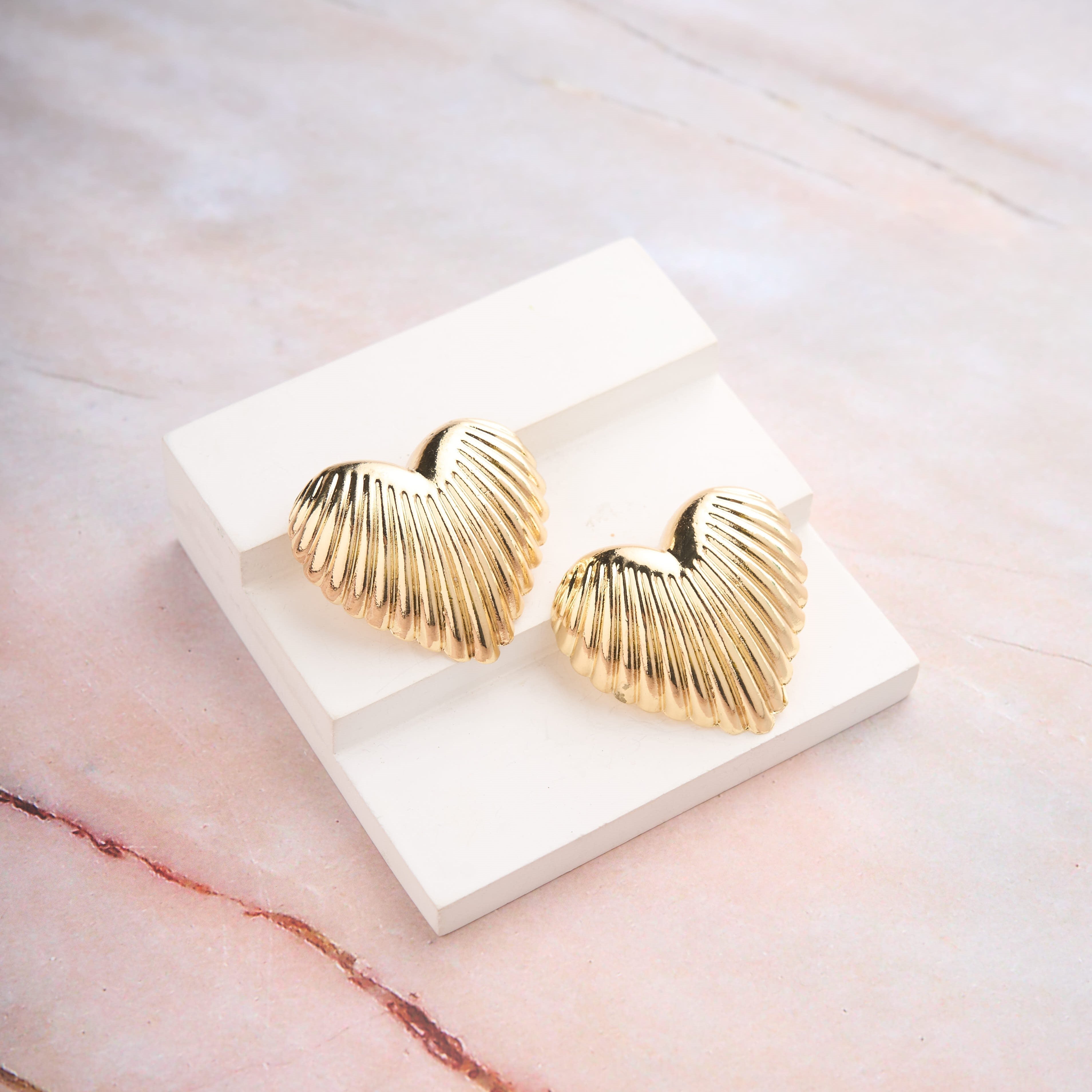 Heart Love Earrings Mozaati