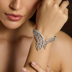 Idika Hathphool Mozaati