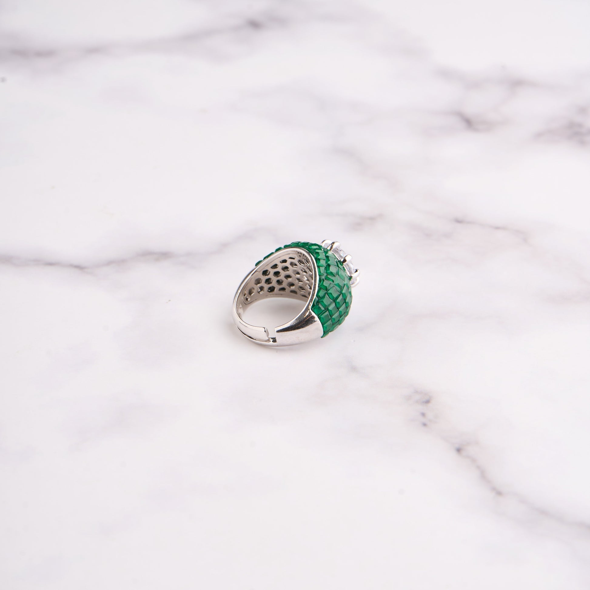 Illusion Ring Mozaati