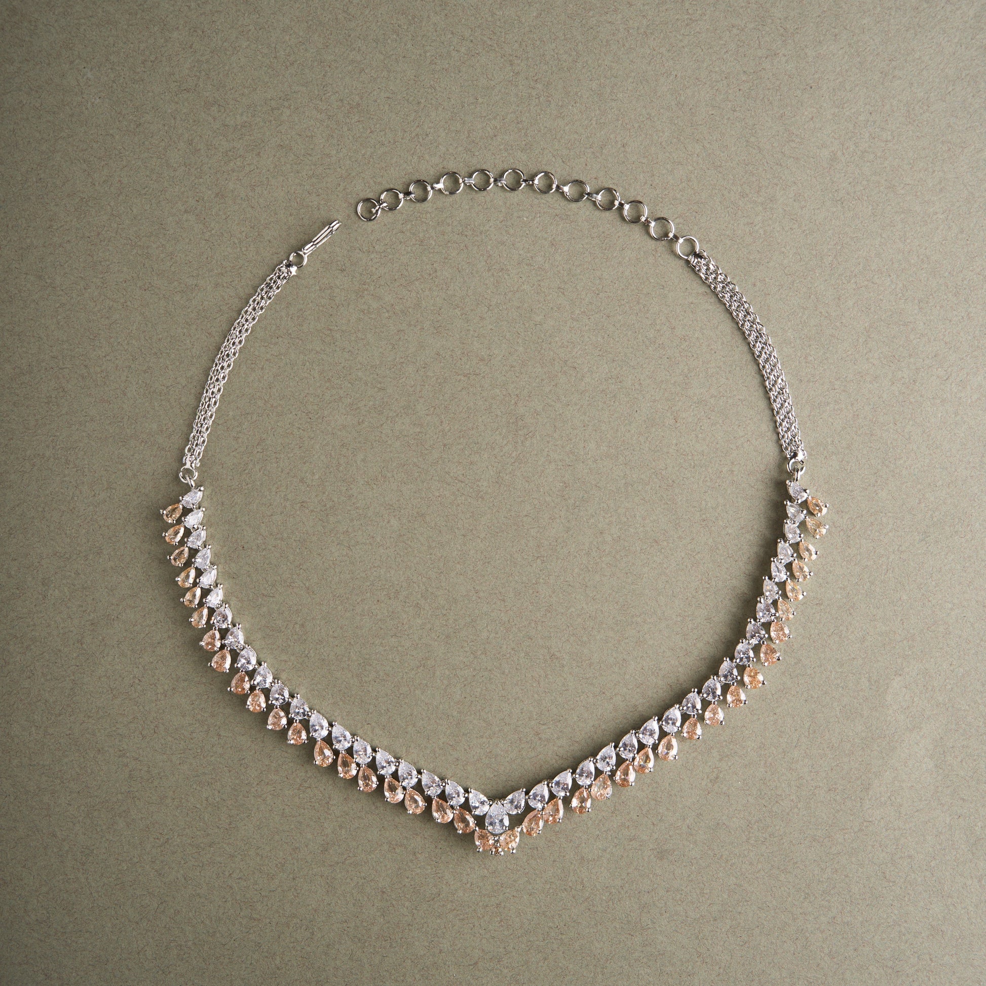 Iraa Necklace Mozaati