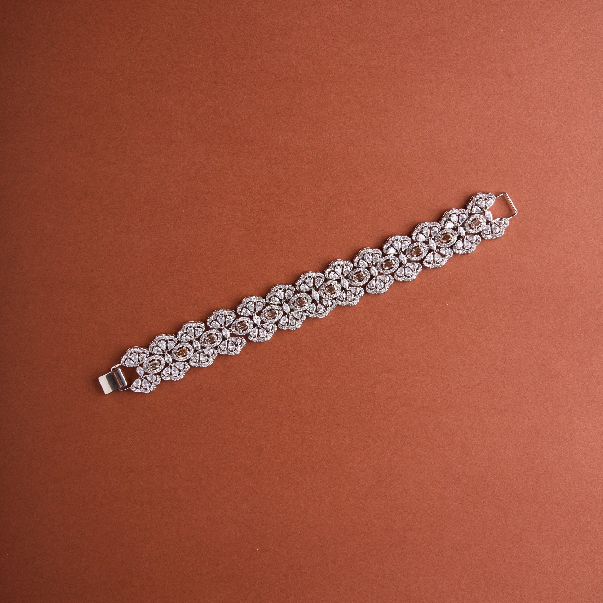 Ishita Bracelet Mozaati