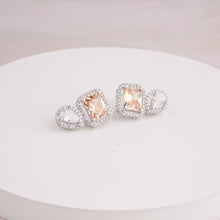 Load image into Gallery viewer, Jack Earrings
