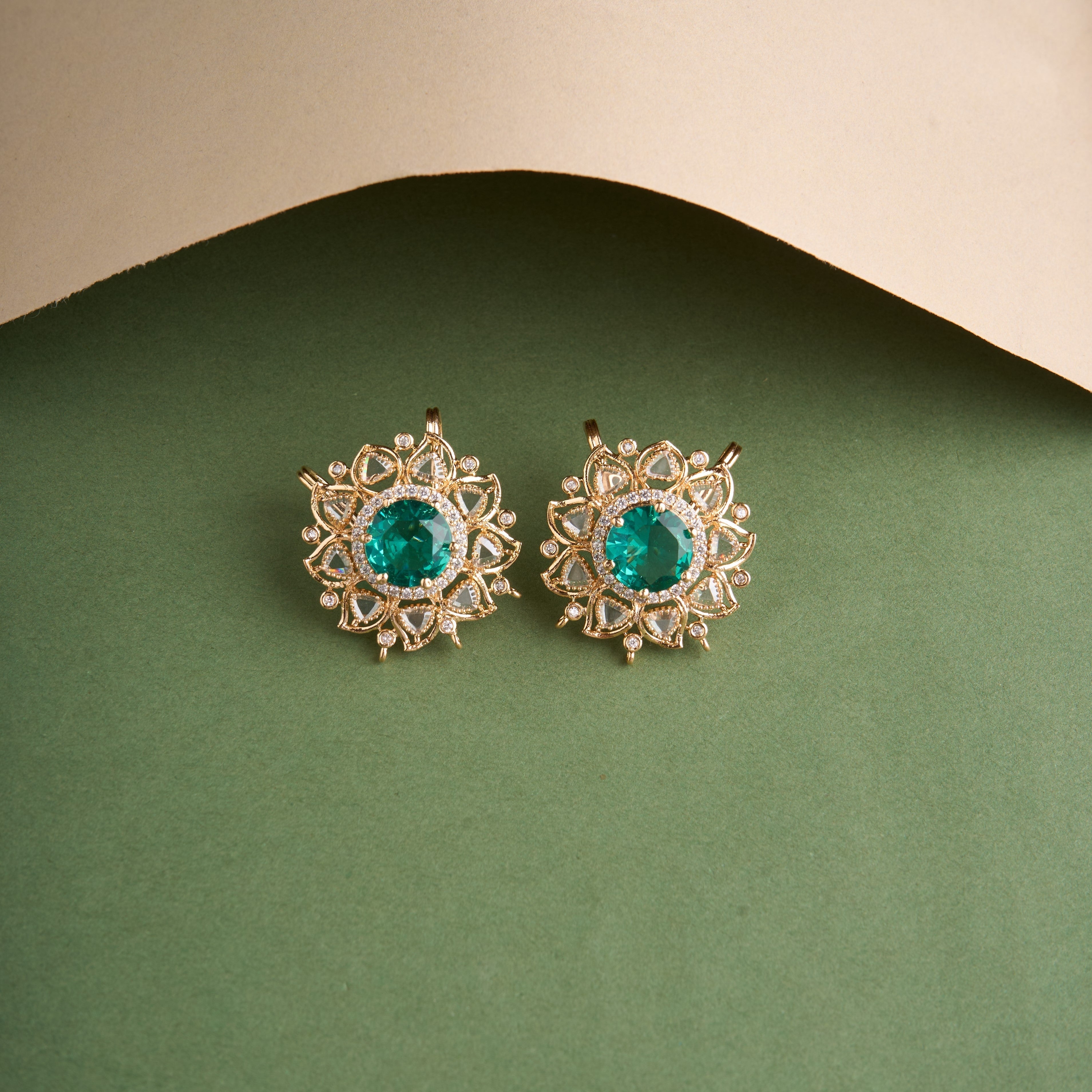 Kairavi Cuff Mozaati