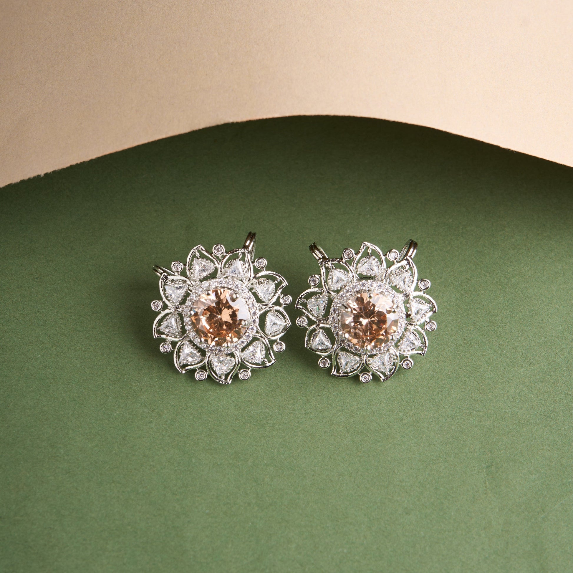 Kairavi Cuff Mozaati