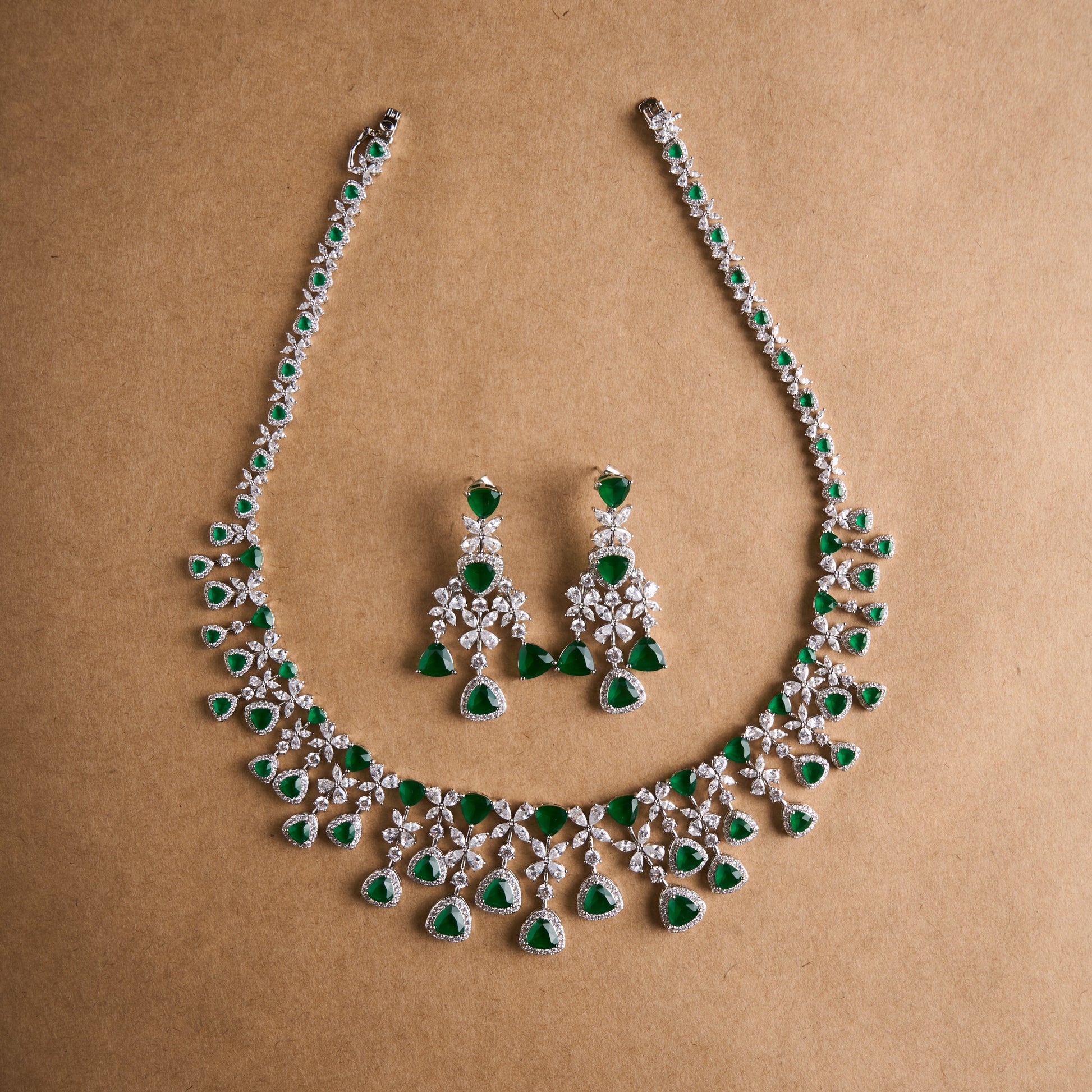 Kanira Necklace Set Mozaati