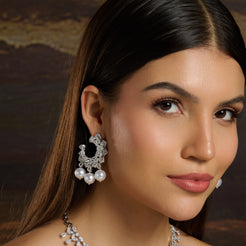 Kavindi Earrings Mozaati