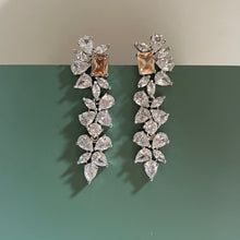 Load image into Gallery viewer, Kavya Earrings
