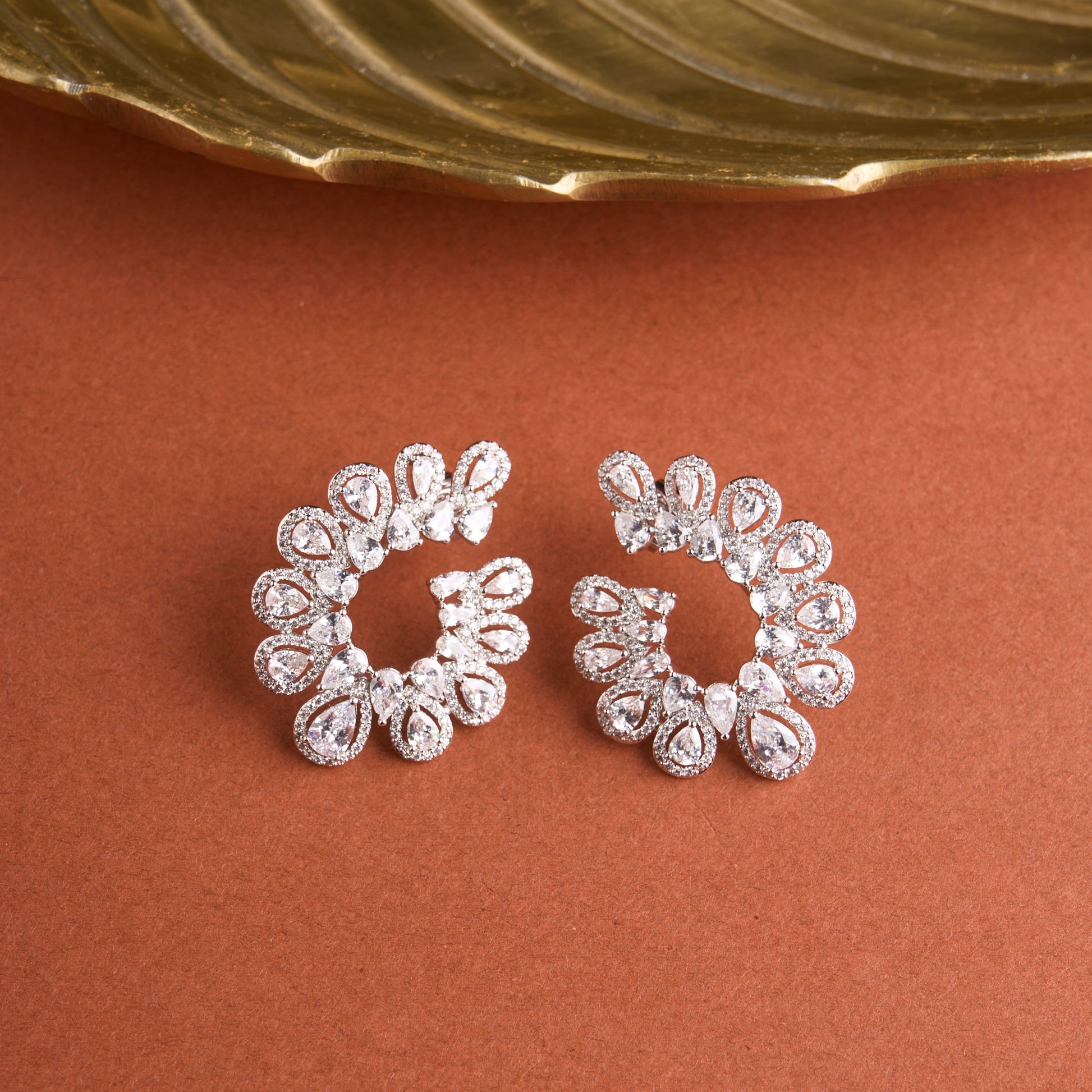 Kavyaangi Earrings Mozaati