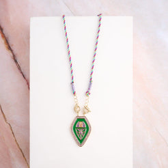 Kite Thread Pendant Mozaati