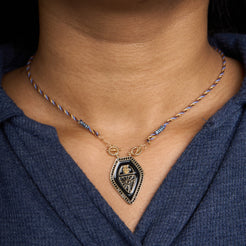 Kite Thread Pendant Mozaati