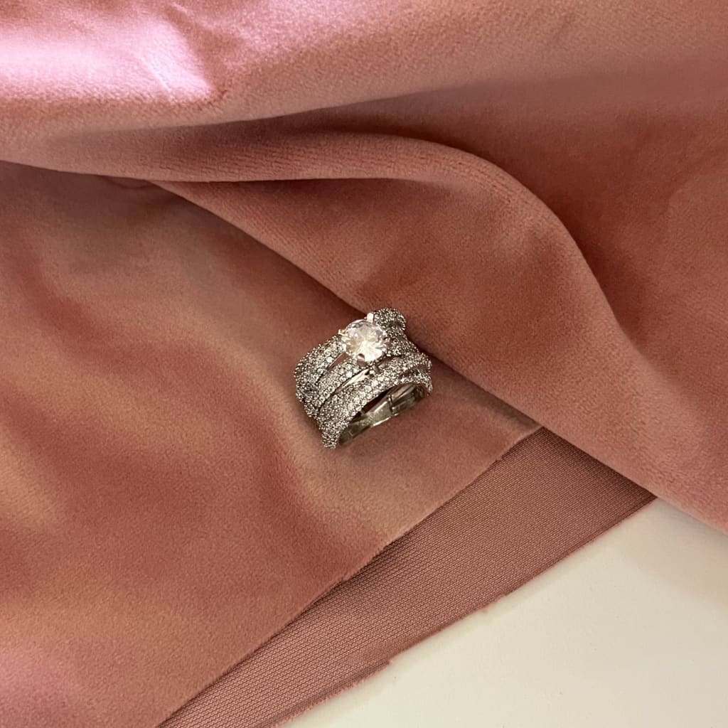Lena ring