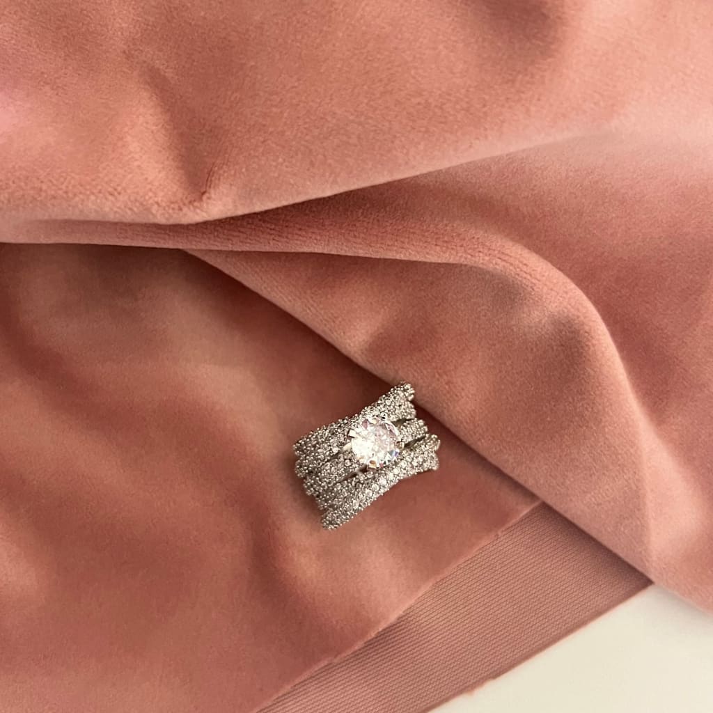 Lena ring
