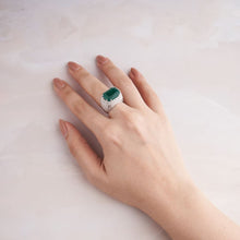 Load image into Gallery viewer, Lux Ring

